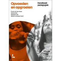 Lannoo Opvoeden en opgroeien (Paperback)