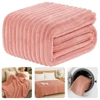 Cheqo Fleece Deken - Roze Deken - 150x200 cm - Polyester Deken - Wasbaar Op 30 Graden - Super Zacht - Plaid Deken - Woondeken - Warme Deken