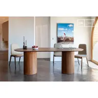 PIB Ovale tafel van hout in notenkleur voor 8 personen Ligna