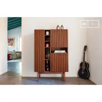 PIB Hoog dressoir van notenkleurig hout Pillar