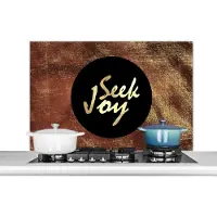 KitchenYeah Spatscherm keuken 100x65 cm - Kookplaat achterwand Quotes - Geluk - Goud - Bruin - Muurbeschermer - Spatwand fornuis - Hoogwaardig aluminium