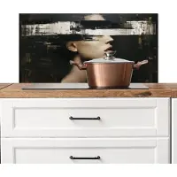 KitchenYeah Spatscherm keuken 80x40 cm - Kookplaat achterwand Gezicht - Vrouw - Zwart - Abstract - Muurbeschermer - Spatwand fornuis - Hoogwaardig aluminium