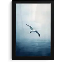 PosterMonkey Poster in lijst - Fotolijst 20x30 cm - Posters - Meeuw - Wit - Zee - Mistig - Posterlijst zwart - Decoratie - Wanddecoratie woonkamer - Muurdecoratie slaapkamer
