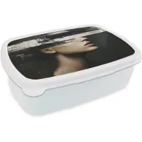 MuchoWow Broodtrommel Wit - Lunchbox Gezicht - Vrouw - Zwart - Abstract - Brooddoos 18x12x6 cm - Brood lunch box - Broodtrommels voor kinderen en volwassenen