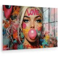 MuchoWow Glasschilderij 30x20 cm - Schilderij acrylglas - Vrouw - Kauwgom - Graffiti - Love - Foto op glas - Muurdecoratie woonkamer - Wanddecoratie slaapkamer - Schilderijen