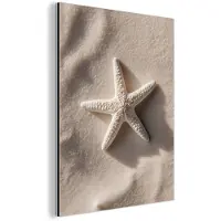 MuchoWow Aluminium schilderij 60x80 cm - Wanddecoratie metaal - Strand - Zeester - Zand - Beige - Metalen muurdecoratie woonkamer - Decoratie industrieel - Foto op dibond - Industriële accessoires slaapkamer