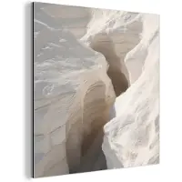 MuchoWow Aluminium schilderij 50x50 cm - Wanddecoratie metaal - Kloof - Wit - Sneeuw - Metalen muurdecoratie woonkamer - Decoratie industrieel - Foto op dibond - Industriële accessoires slaapkamer