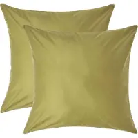 Homescapes Luxe Satijn Kussensloop 60x60 cm – Olijfgroen – Set van 2 – 100% Egyptisch Katoen Satijn – Draaddichtheid 1000