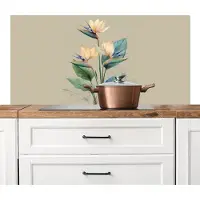 KitchenYeah Spatscherm keuken 120x60 cm - Kookplaat achterwand Paradijsvogelbloemen - Blauwgroene bladeren - Beige - Muurbeschermer - Spatwand fornuis - Hoogwaardig aluminium