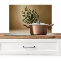 KitchenYeah Spatscherm keuken 70x50 cm - Kookplaat achterwand Vaas - Olijftakken - Bladeren - Beige - Muurbeschermer - Spatwand fornuis - Hoogwaardig aluminium