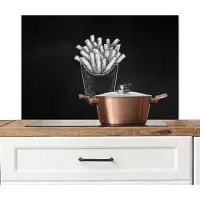 KitchenYeah Spatscherm keuken 90x60 cm - Kookplaat achterwand Friet - Witte krijttekening - Zwart - Muurbeschermer - Spatwand fornuis - Hoogwaardig aluminium