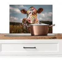 KitchenYeah Spatscherm keuken 70x50 cm - Kookplaat achterwand Koe - Bloemen - Weiland - Muurbeschermer - Spatwand fornuis - Hoogwaardig aluminium