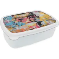 MuchoWow Broodtrommel Wit - Lunchbox Zonnebril - Vrouw - Kleurrijk - Verfspetters - Brooddoos 18x12x6 cm - Brood lunch box - Broodtrommels voor kinderen en volwassenen