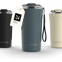 LARS NYSØM Rørelse Thermo Coffee Mug-to-go 500ml - BPA-vrij met Isolatie - Met Draagriem & Tritan Deksel (Stone Blue)