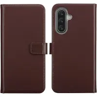 Selencia Echt Leren Bookcase voor de Samsung Galaxy A17 (5G) / (4G) - Bruin