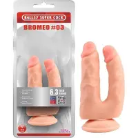 Chisa Novelties Dildo's met zuignap voor dubbele penetratie Bromeo - beige