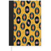 MuchoWow Notitieboek - Schrijfboek - Muziek - Patroon - Geel - Notitieboekje klein - A5 formaat - Schrijfblok