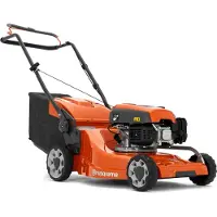 Husqvarna LC 247 benzinegrasmaaier - 2,2 kW motor, 47 cm maaibreedte, 55 l opvangbak, centrale hoogteverstelling, kogellagerwielen, robuust composiet chassis - ideaal voor middelgrote tot grote tuinen
