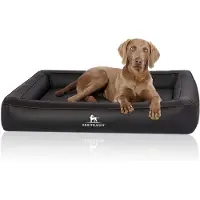 Knuffelwuff orthopedisch hondenbed van met laser doorstikt kunstleer Hampstead 85 x 65cm zwart