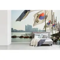 MuchoWow Behang - Fotobehang Zuid-Koreaanse vlaggen in de haven van Busan - Breedte 330 cm x hoogte 220 cm