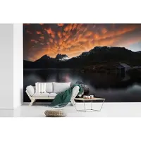 MuchoWow Fotobehang vinyl - Cradle Mountain in Tasmanië na zonsondergang breedte 420 cm x hoogte 280 cm - Foto print op behang (in 7 formaten beschikbaar)