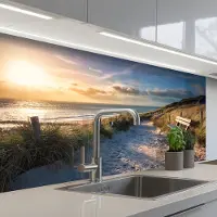 KitchenYeah Keuken achterwand 100x60 cm - Spatscherm zelfklevend Zonsondergang - Strand - Duin - Gras - Bank - Muurbeschermer - Spatwand fornuis