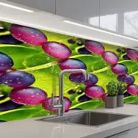KitchenYeah Keuken achterwand 500x80 cm - Spatscherm zelfklevend Bessen - Paars - Groen - Dauw - Muurbeschermer - Spatwand fornuis