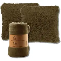 Dutch decor - VOORDEELSET - 3-delig - Fluffy & Owen - 2 sierkussens 45x45 cm - 1 plaid 130x160 cm - groen