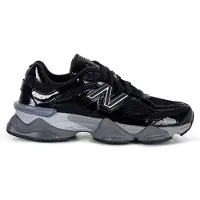 New Balance Unisex 9060 Black Maat: 45.5 | Sneakers Outlet | Unisex | Zwart