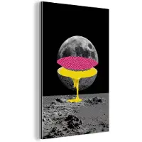 MuchoWow Aluminium schilderij 60x90 cm - Wanddecoratie metaal - Maan - Geel - Roze - Zwart - Metalen muurdecoratie woonkamer - Decoratie industrieel - Foto op dibond - Industriële accessoires slaapkamer
