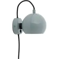 Frandsen Design wandlamp Ball Magnet, groen, Woon-/ Eetkamer, metaal, Design, Wandlamp design
