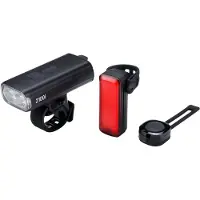 Bbb Cycling StrikeDuo 2100i Combo Voorlicht & Achterlicht Set - Met Afstandsbediening – 2100 Lumen – USB Oplaadbaar – IPX4 Regenbestendig – Fietsverlichting Racefiets & Mountainbike – BLS-277i