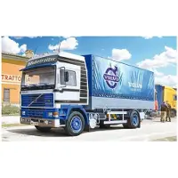 Italeri Modelbouwpakket Vrachtwagens - 3945 Volvo F16 Globetrotter Canvas w/Elevator Plastic - 1:24 - Modelbouw