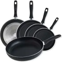 ORYX Basic anti-aanbak koekenpan van aluminium, hoge bestendigheid, geschikt voor inductiekookplaten, PFOA-vrij, diameter 20 cm, dikte 3 mm.