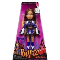 Bratz MGA Entertainment modepop Yasmin - fashion pop race outfit.