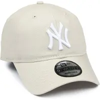 New Era Pet '9 Twenty New York Yankees' lichtbeige / wit