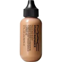 M.A.C Studio Radiance Face And Body Foundation Radiant Sheer