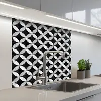 KitchenYeah Keuken achterwand 80x80 cm - Spatscherm zelfklevend Cirkel - Tegels - Marmer print - Zwart - Wit - Muurbeschermer - Spatwand fornuis