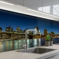 KitchenYeah Keuken achterwand 200x80 cm - Spatscherm zelfklevend Stadslichten - Avond - Skyline - Brug - Muurbeschermer - Spatwand fornuis
