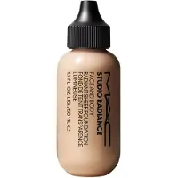 MAC Studio Face en Body Radiant Sheer Foundation 50 ml - Verschillende Tinten - N0