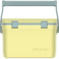 Stanley Adventure Outdoor Cooler 15.1L - IJskoud voor 36 Uur - Dubbelwandig Geïsoleerde Coolbox - BPA Vrij - Deksel Fungeert Ook Als Stoel - Camping Koelbox - Waterdicht - Green