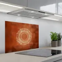 KitchenYeah Spatscherm 70x50 cm - Zelfklevende achterwand Abstract - Lijnen - Zonnestralen - Roodbruin - Keuken muurbeschermer - Spatwand fornuis