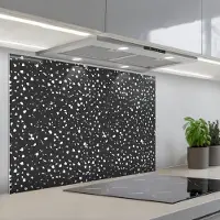 KitchenYeah Spatscherm 80x55 cm - Zelfklevende achterwand Terrazzo - Patroon - Zwart - Wit - Keuken muurbeschermer - Spatwand fornuis