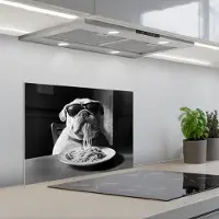 KitchenYeah Spatscherm 60x45 cm - Zelfklevende achterwand Hond - Bulldog - Pasta - Bril - Stoer - Dieren - Keuken muurbeschermer - Spatwand fornuis