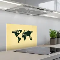 KitchenYeah Spatscherm 60x40 cm - Zelfklevende achterwand Wereldkaart - Vintage - Groen - Keuken muurbeschermer - Spatwand fornuis