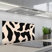 KitchenYeah Spatscherm 80x40 cm - Zelfklevende achterwand Vlekkenpatroon - Koe - Beige - Keuken muurbeschermer - Spatwand fornuis
