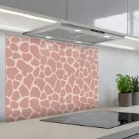KitchenYeah Spatscherm 80x55 cm - Zelfklevende achterwand Giraffe - Lichtroze - Warm - Roze - Keuken muurbeschermer - Spatwand fornuis