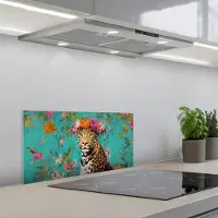 KitchenYeah Spatscherm 60x30 cm - Zelfklevende achterwand Luipaard - Bloemen - Kroon - Keuken muurbeschermer - Spatwand fornuis