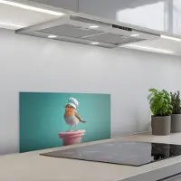 KitchenYeah Spatscherm 70x30 cm - Zelfklevende achterwand Roodborstje - Vogel - Koksmuts - Sokkel - Keuken muurbeschermer - Spatwand fornuis