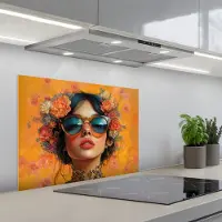 KitchenYeah Spatscherm 70x55 cm - Zelfklevende achterwand Vrouw - Bloemen - Aesthetic - Oranje - Keuken muurbeschermer - Spatwand fornuis